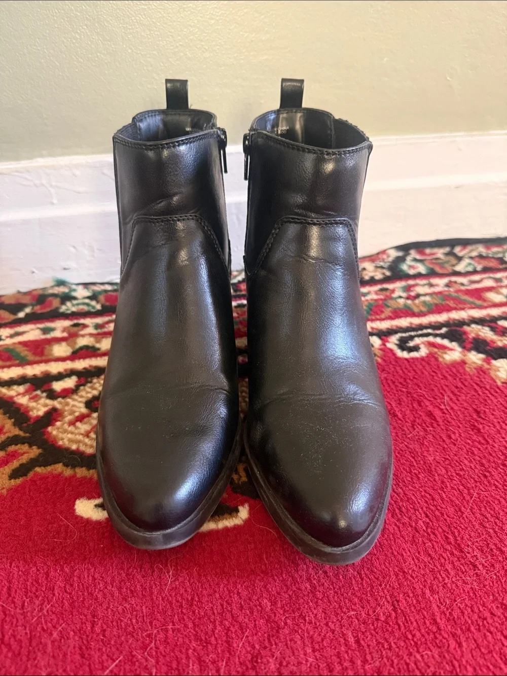 Old Navy Women’s Black Faux Leather Ankle Low Heel Boots Sz 8 EUC